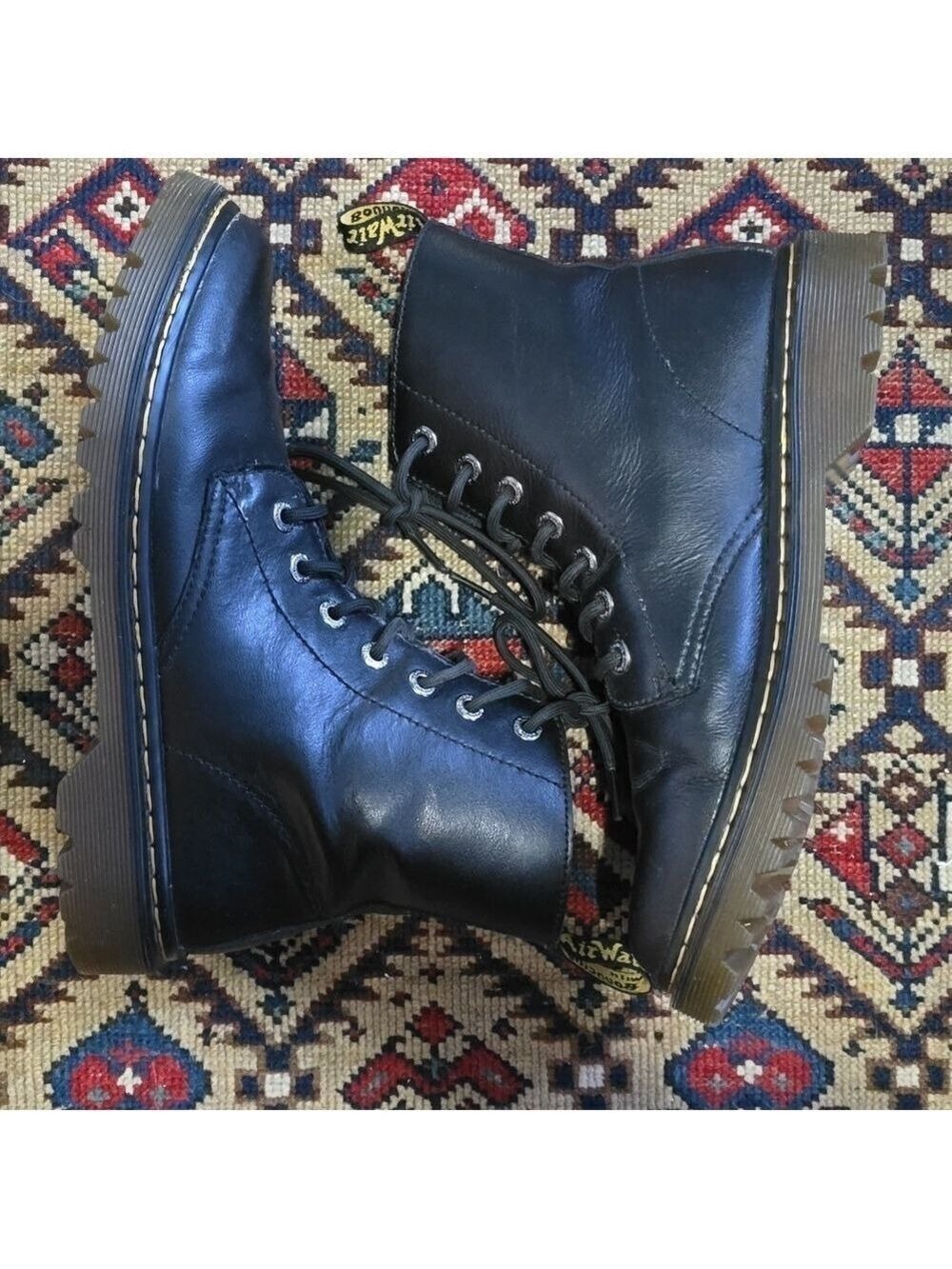 Doc Martens Luana 7 Eyelet Black Lace Up Boots AW004 US L 10 EUC - Picture 3 of 12